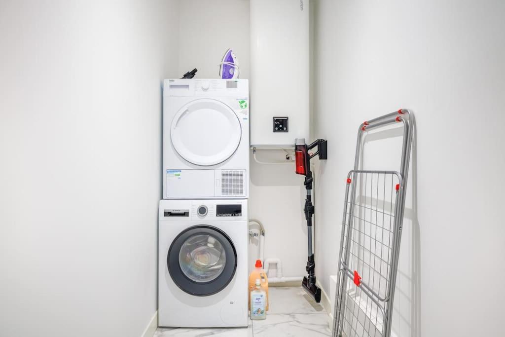 Beautiful Flat For 6 People #6 Lägenhet Asnières Exteriör bild